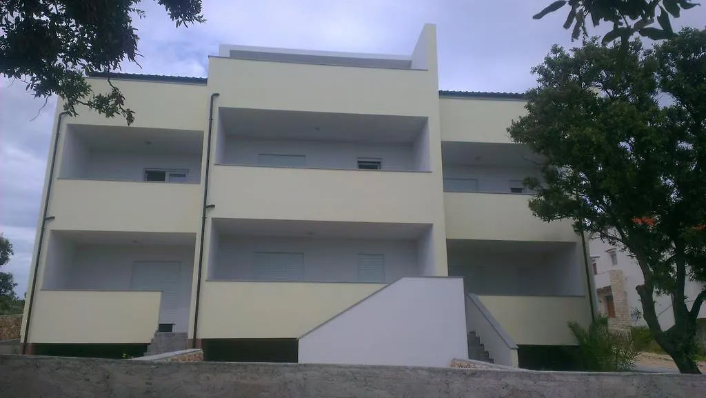 Apartment Feliks Mandre